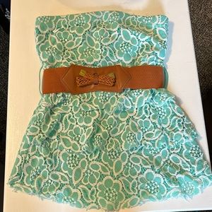 Rue21 Strapless flower detail blouse